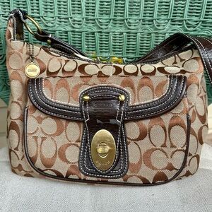 80’s Vintage Coach Brown and Gold Leather Bag